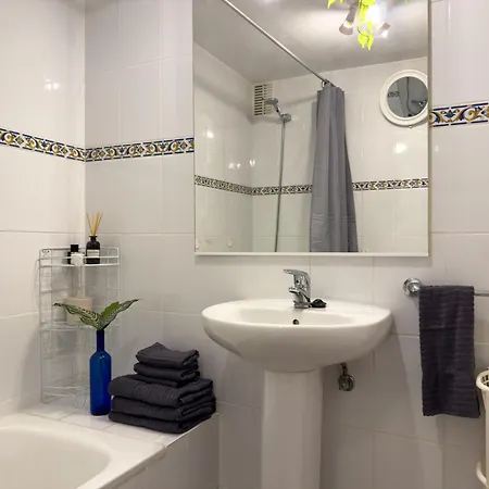 Los Cristianos Sea View Apartment Pool And Tennis Apartment Los Cristianos (Tenerife)