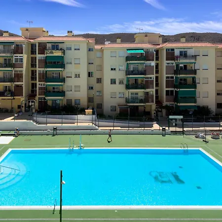 Apartment 3 Bedrooms, 2 Bathrooms, Sea View, Pool, Tennis Court Arona (Tenerife)