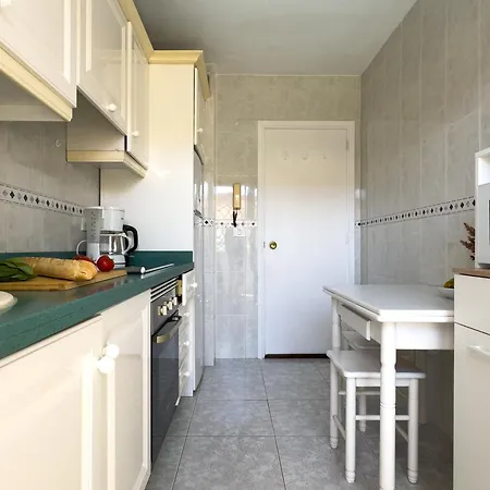 3 Bedrooms, 2 Bathrooms, Sea View, Pool, Tennis Court Apartment Arona (Tenerife)