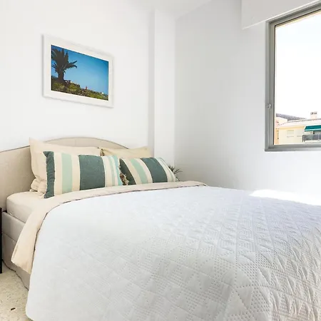 Los Cristianos Sea View Apartment Pool And Tennis Apartment *