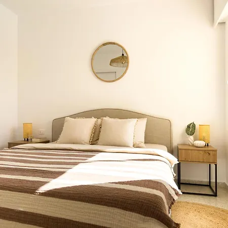 3 Bedrooms, 2 Bathrooms, Sea View, Pool, Tennis Court Apartment Arona (Tenerife)
