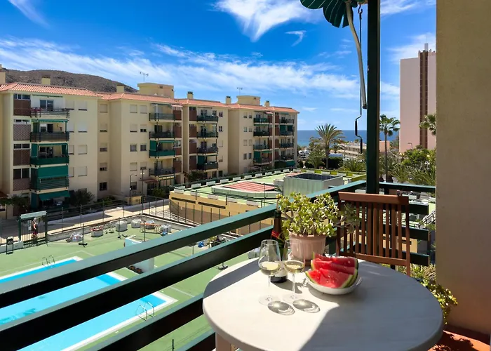 Apartman 3 Bedrooms, 2 Bathrooms, Sea View, Pool, Tennis Court