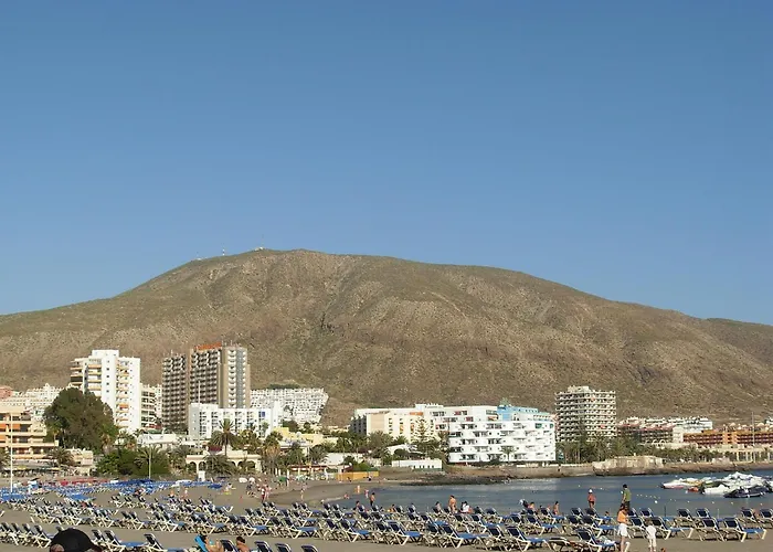 3 Bedrooms, 2 Bathrooms, Sea View, Pool, Tennis Court *